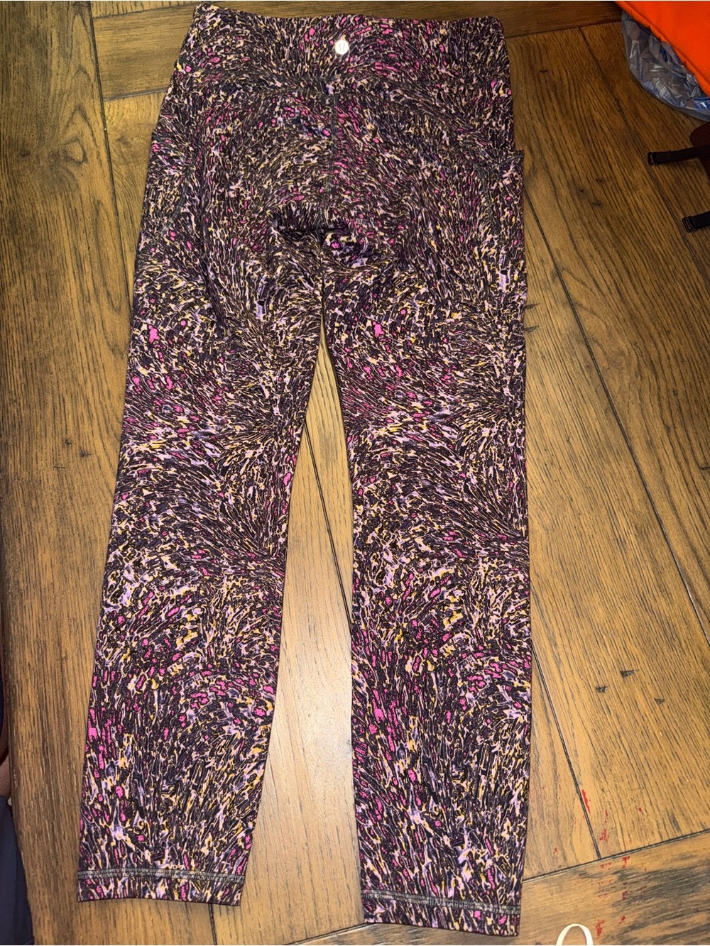 Lululemon Invigorate High-Rise Tight 25"
Topography Multi - Picture 9 of 9